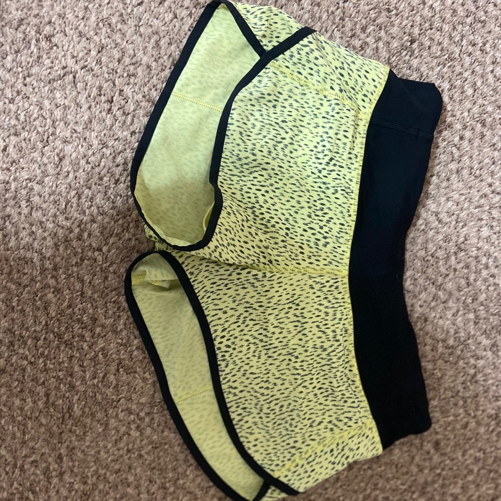 Running shorts